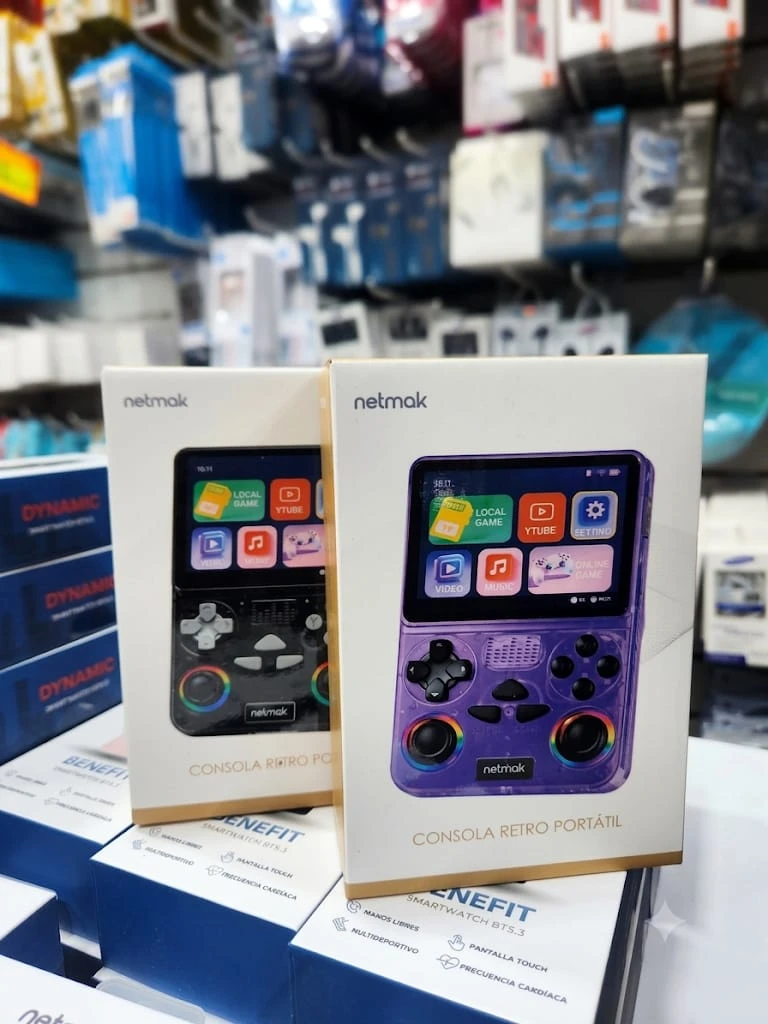 Consola gamer portátil Wifi y BT - YouTube integrado - Compatible con juegos online Multijugador - +20.000 juegos de PSP/PS1/N64/GBA/ SFC/Neogeo y más Netmak NM-R37 WiFi