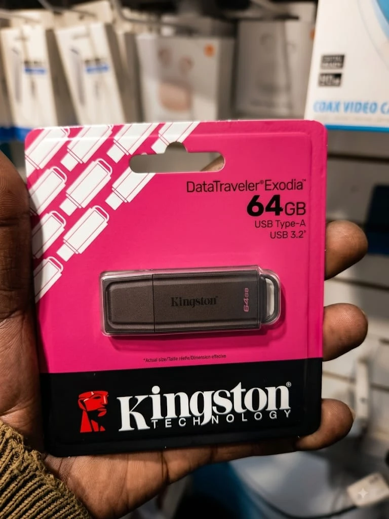 Pendrive Kingston Data Trab. Exodia 64gb Dtx/64gb Usb 3.2 original